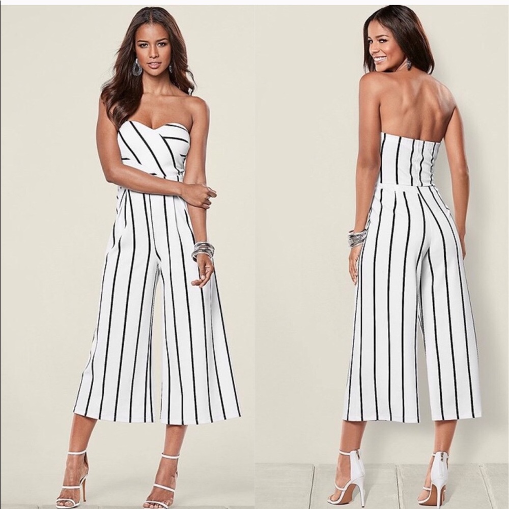 NWOT Venus black & ivory striped jumpsuit RUNS BIG
